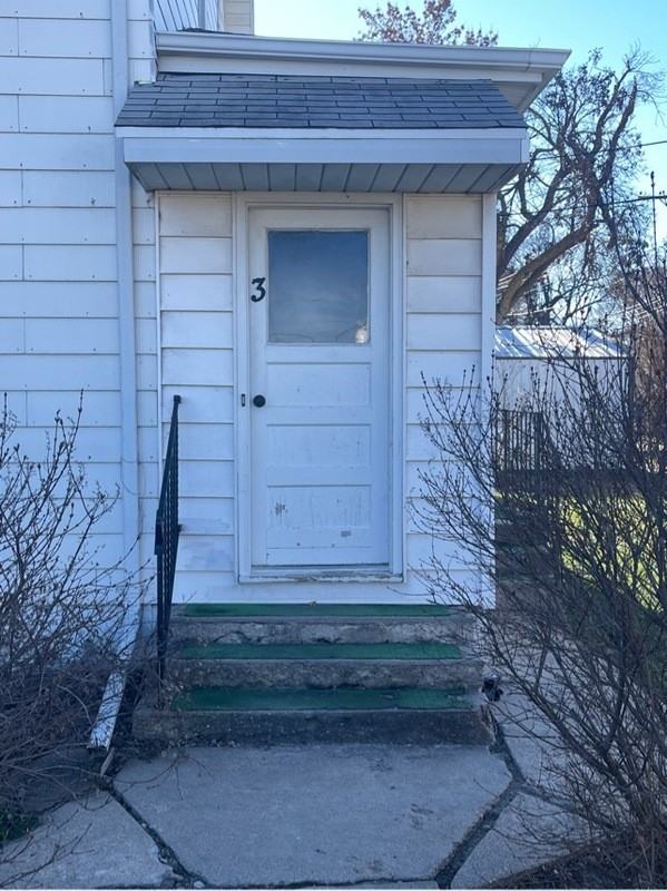 705 6th Avenue - Photo 2 of 11