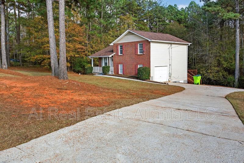 1576 King Mill Rd - Photo 4 of 29