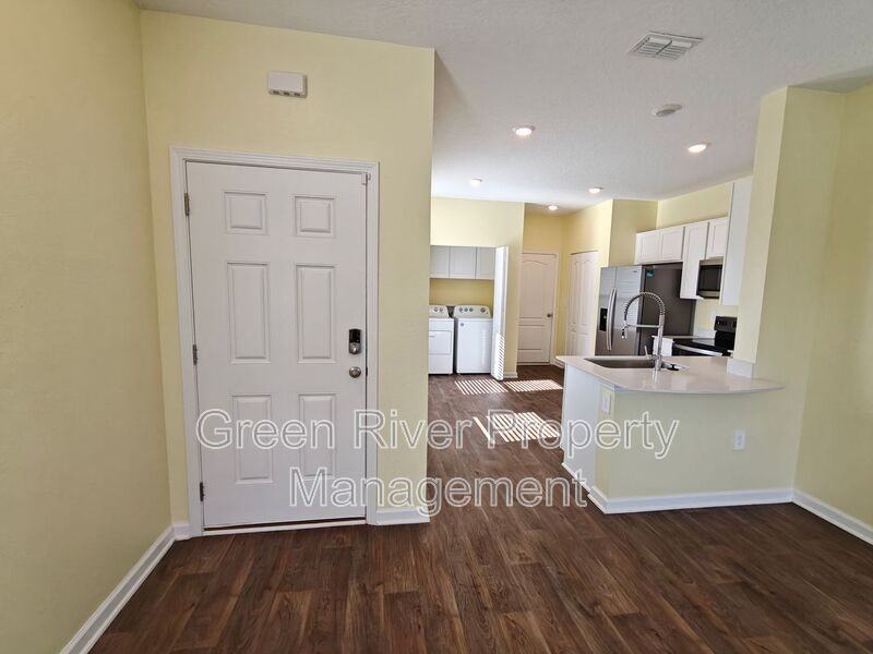 1731 Bridger Trce - Photo 7 of 46