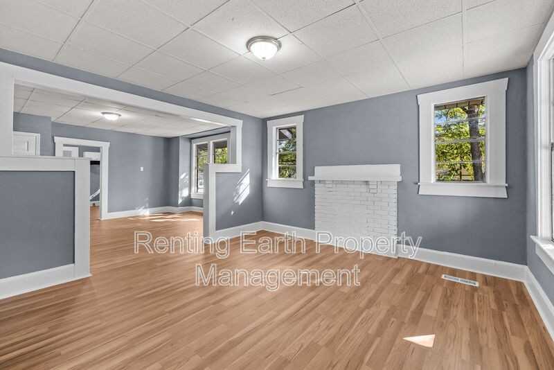 2309 Eufaula Ave - Photo 2 of 17