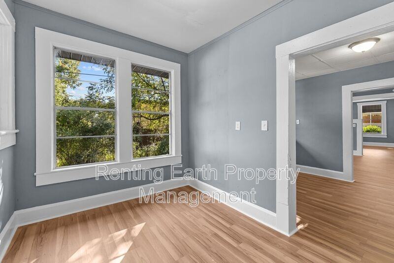 2309 Eufaula Ave - Photo 7 of 17