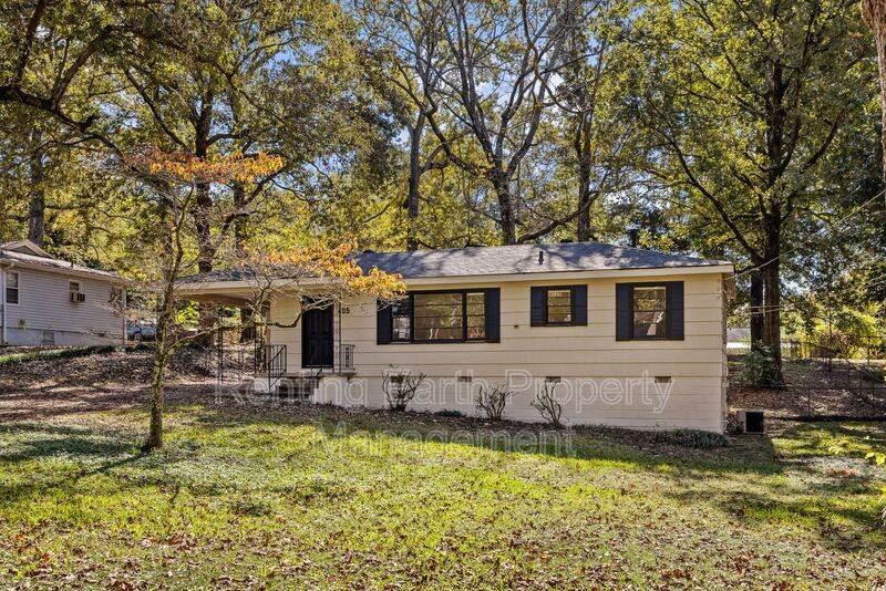 405 18th Ave Nw - Photo 2 of 16