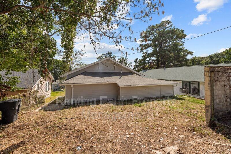 1520 34th Ave N - Photo 7 of 19