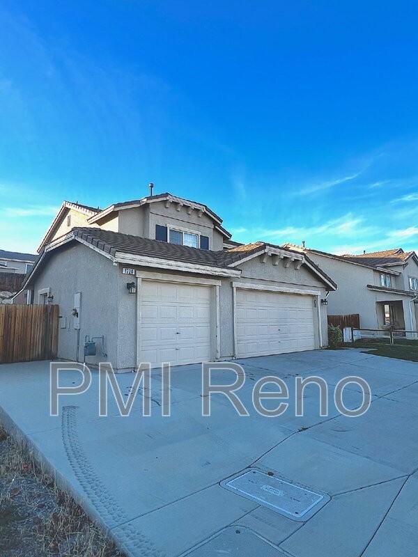1720 Oak Dr - Photo 3 of 18