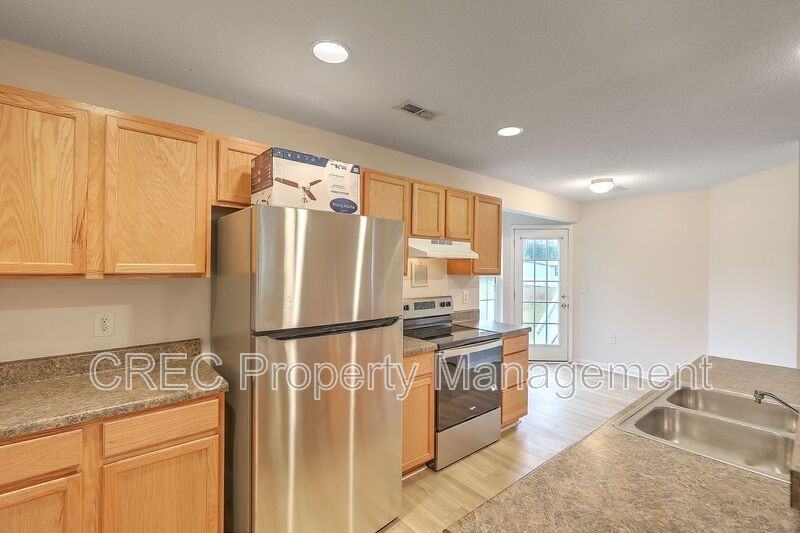 1474 Brownswood Rd - Photo 6 of 26