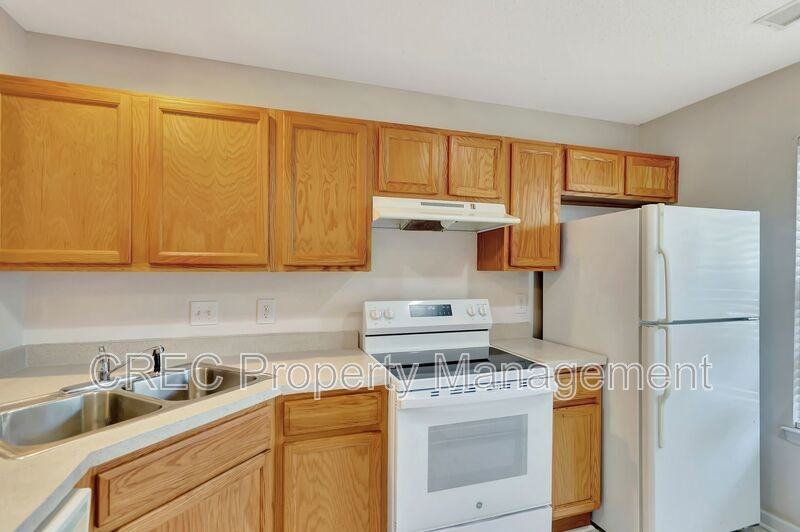 8114 Shadow Oak Dr - Photo 7 of 23