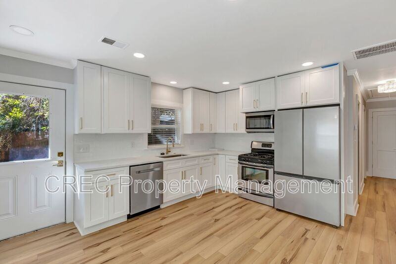 1757 Skinner Ave #B - Photo 5 of 25