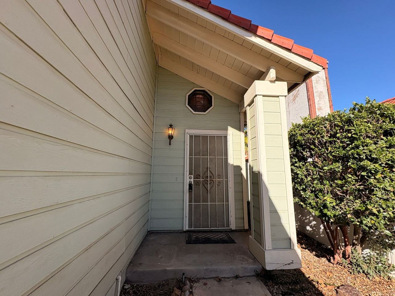 1881 North Runaway Circle - Photo 3 of 39