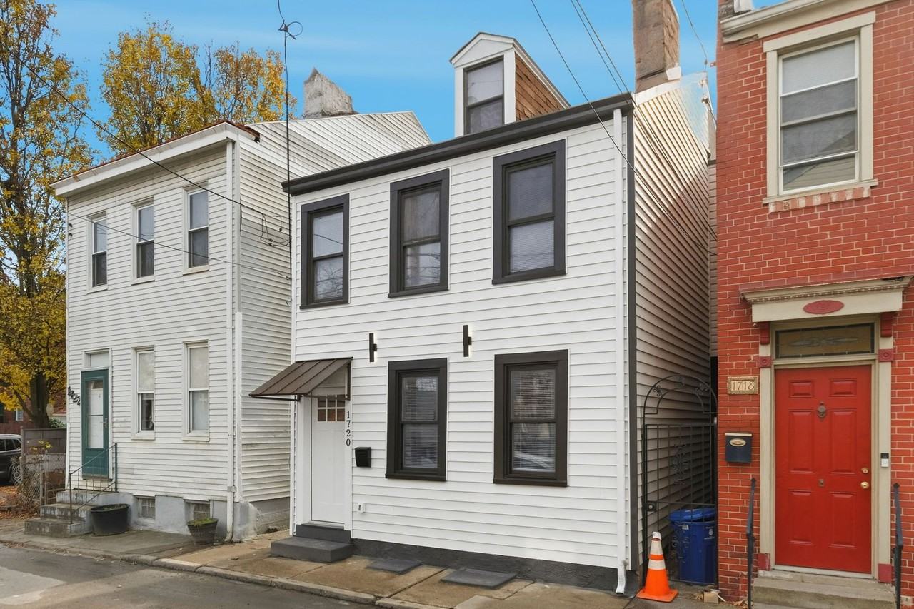 1720 Fox Way - Photo 4 of 40