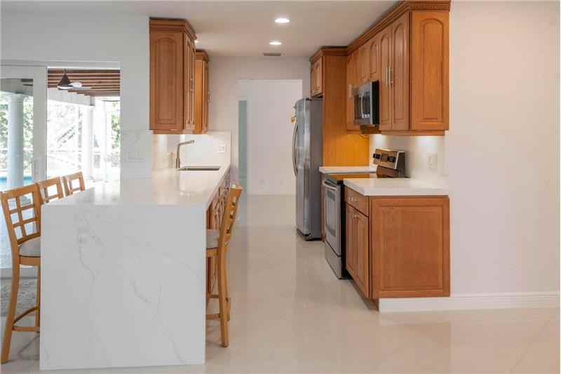 2289 Windsor Rd - Photo 2 of 17