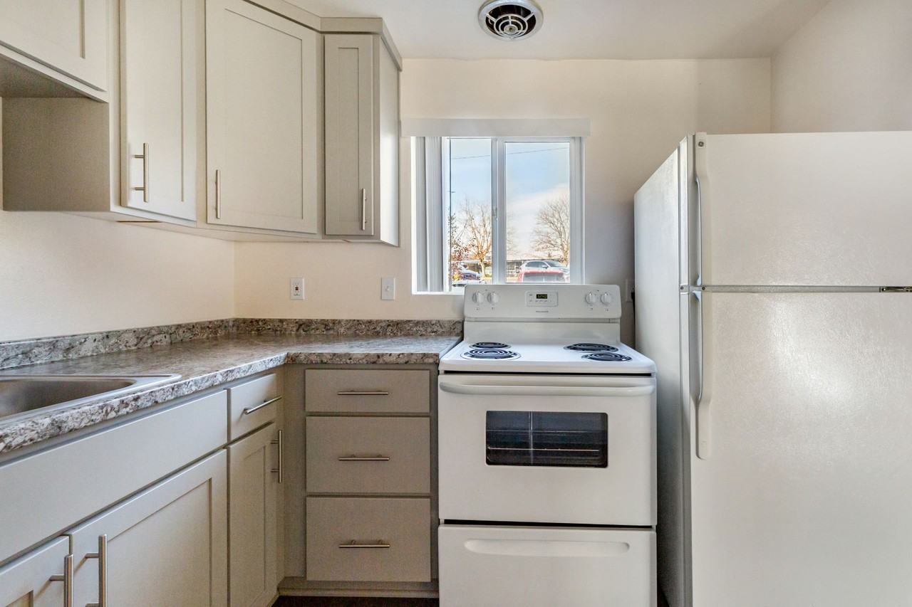 Scottsdale Park Apartments - Photo 7 of 30