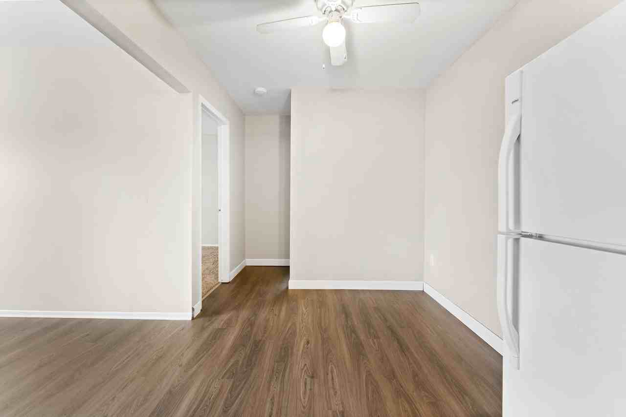 1427/1437 Ford Ave. *EPM* - Photo 7 of 10