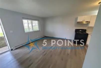 1174 Chandler Avenue - Photo 5 of 7