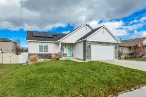 featured image of 4591 East Bridleway Road