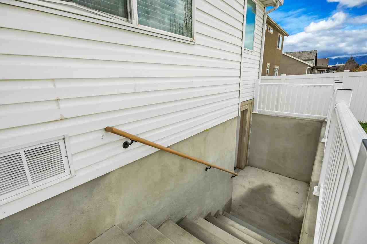 4591 E Bridleway Rd #BSMT - HC - Photo 2 of 17