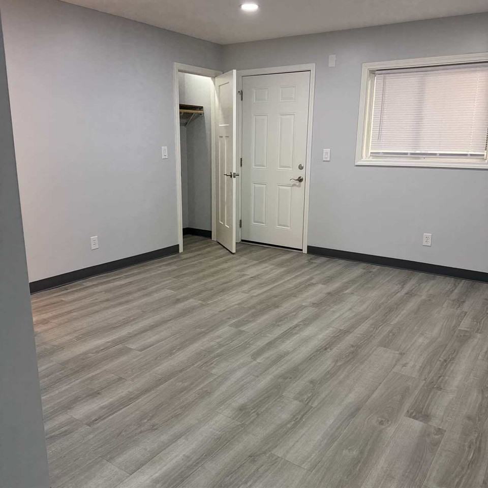 Riverbend - Photo 2 of 10