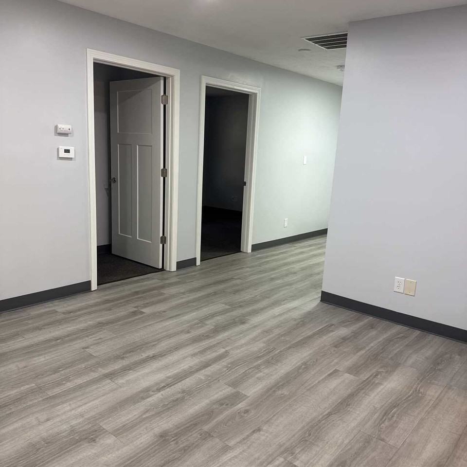 Riverbend - Photo 3 of 10