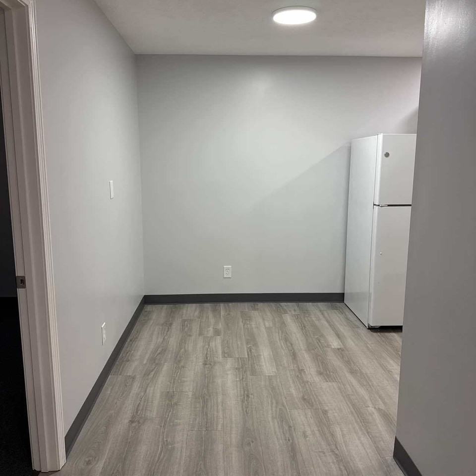 Riverbend - Photo 4 of 10