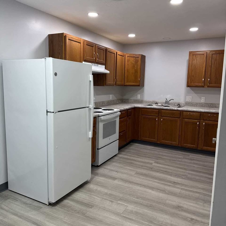 Riverbend - Photo 5 of 10