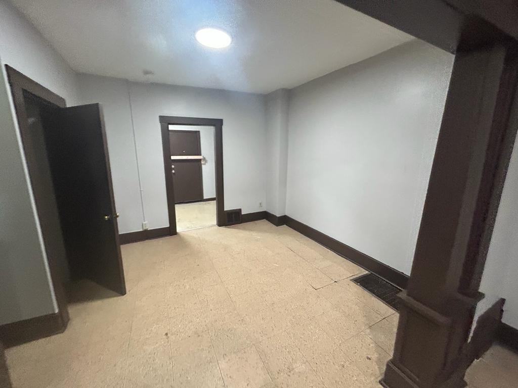 22 E Dennick Ave - Photo 4 of 10