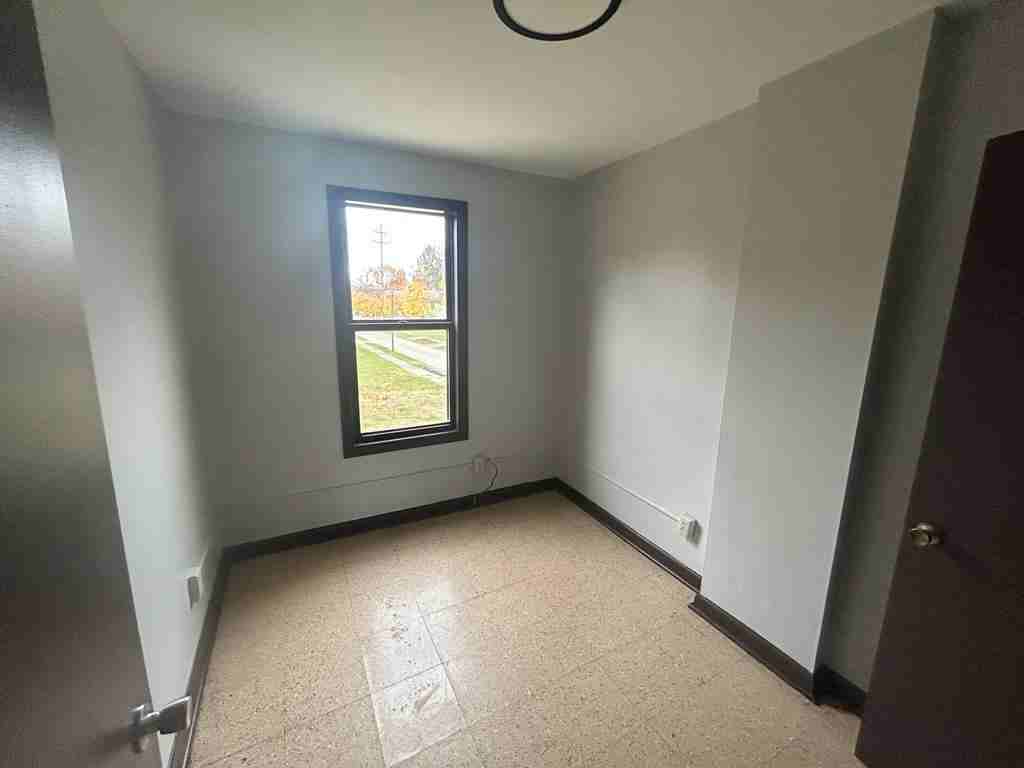 22 E Dennick Ave - Photo 6 of 10