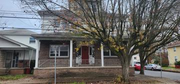 featured image of 18704 Peak Road