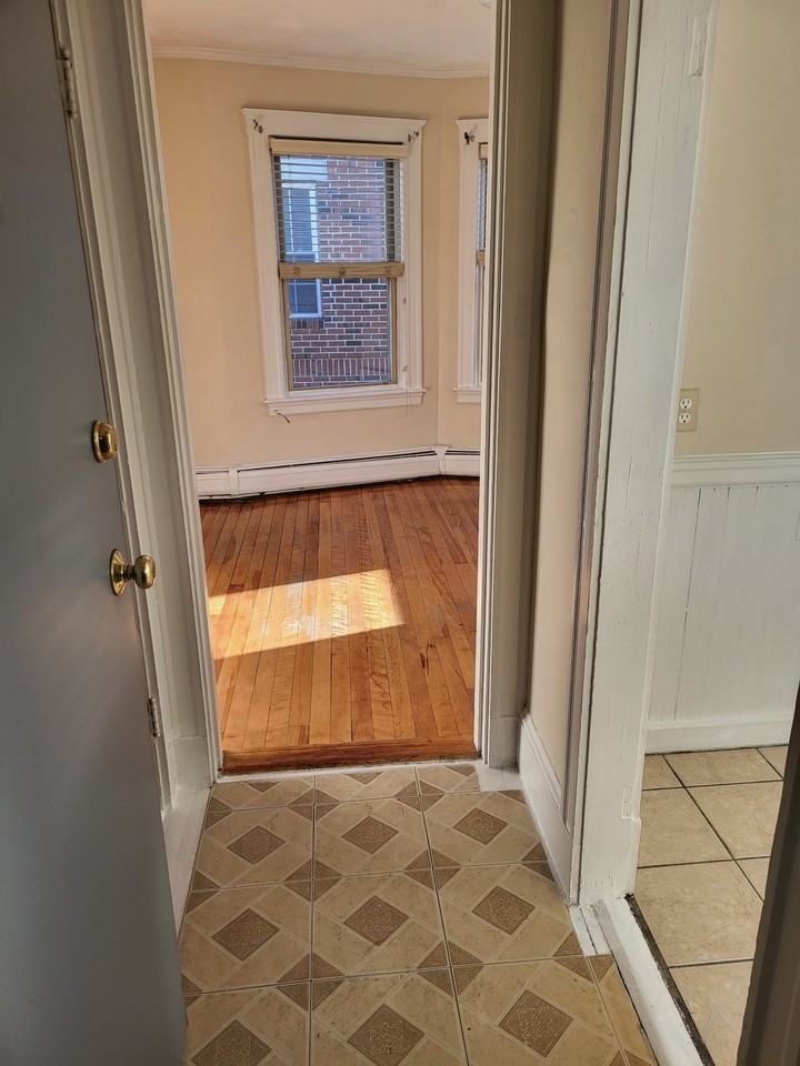 74 Pecker Street - Photo 4 of 9