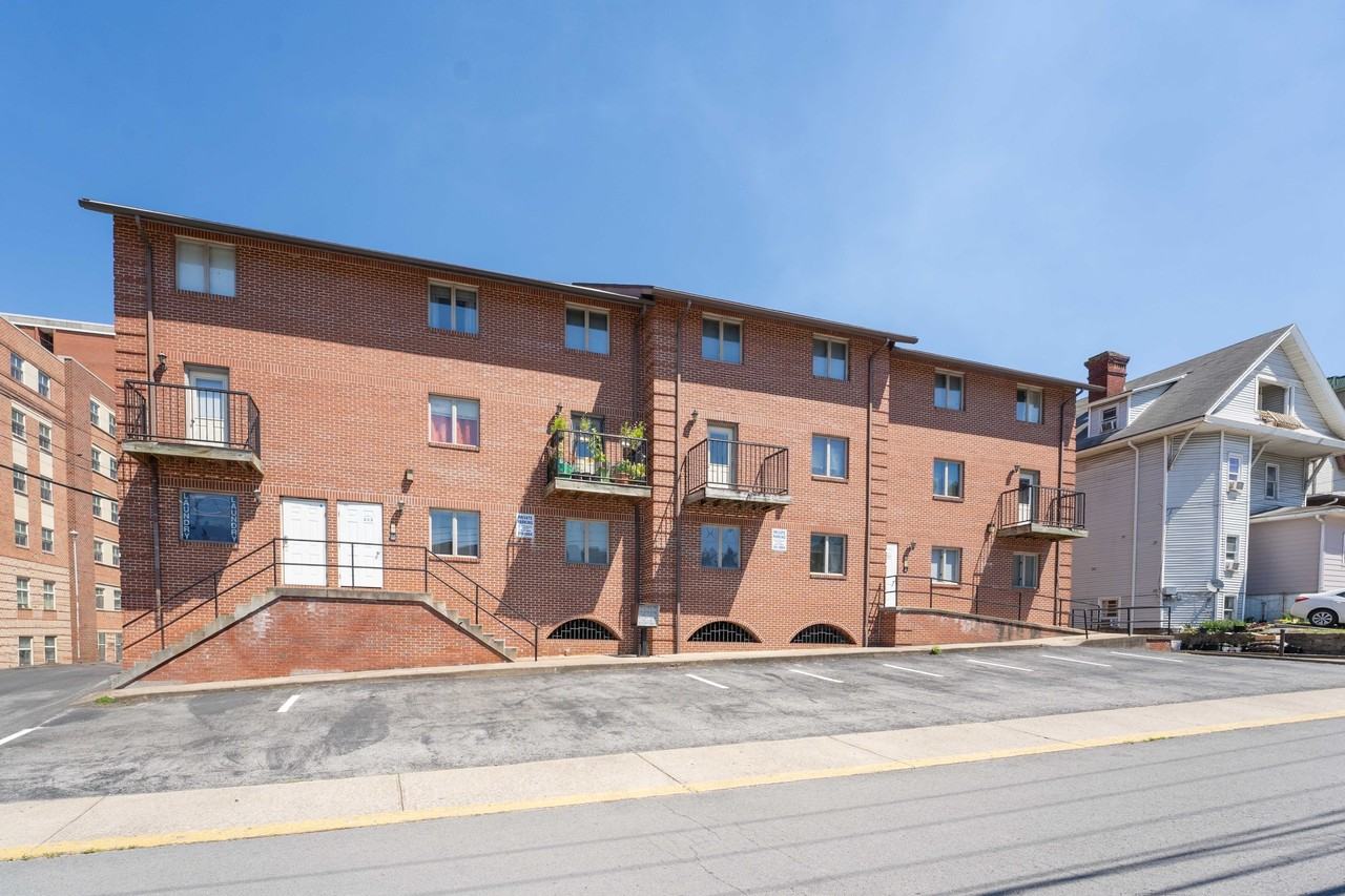 301 1st Street - Photo 4 of 18