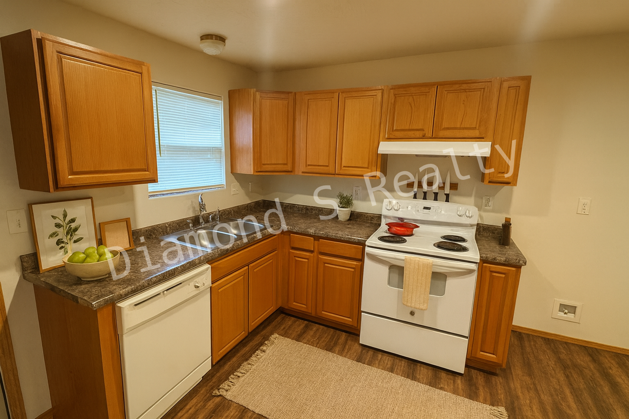 2214 N East Ave - Photo 6 of 24
