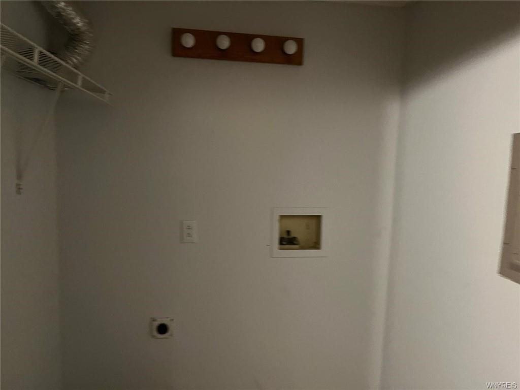 543 Ontario Street - Photo 7 of 8