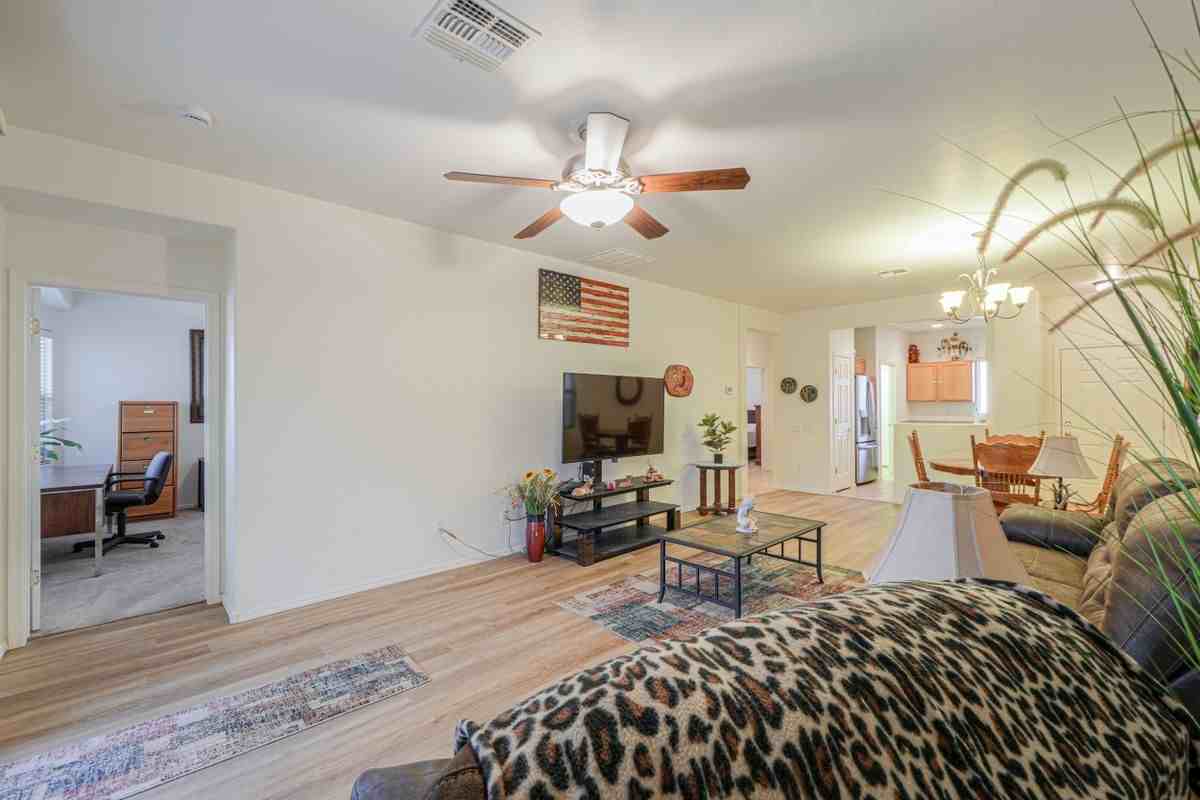 10806 East Peralta Canyon Drive - Photo 2 of 22