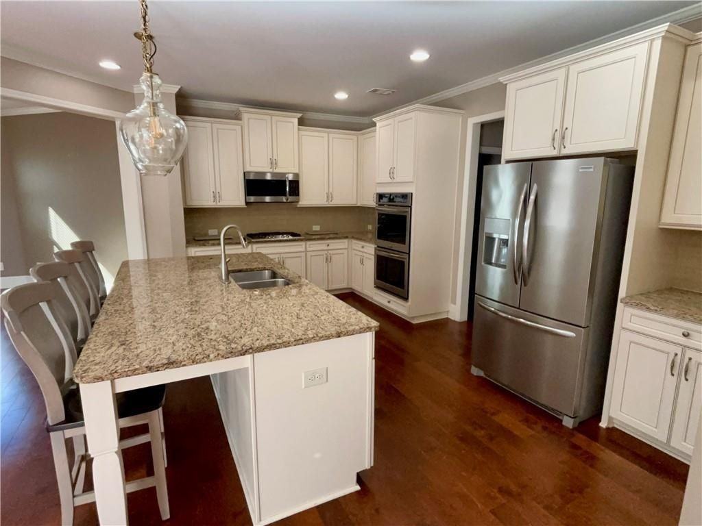 7590 Bromyard Terrace - Photo 6 of 22