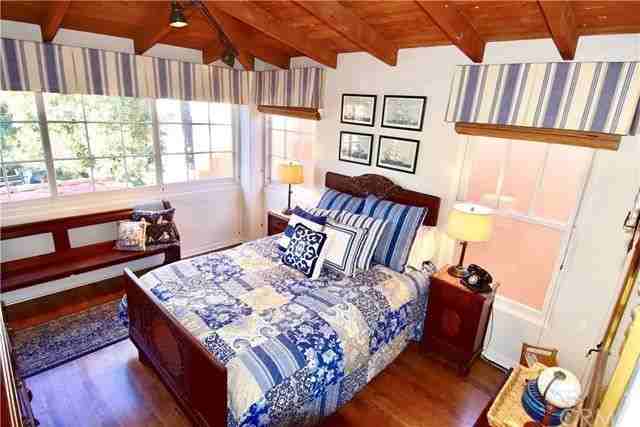 1211 West Bay Avenue - Photo 7 of 9