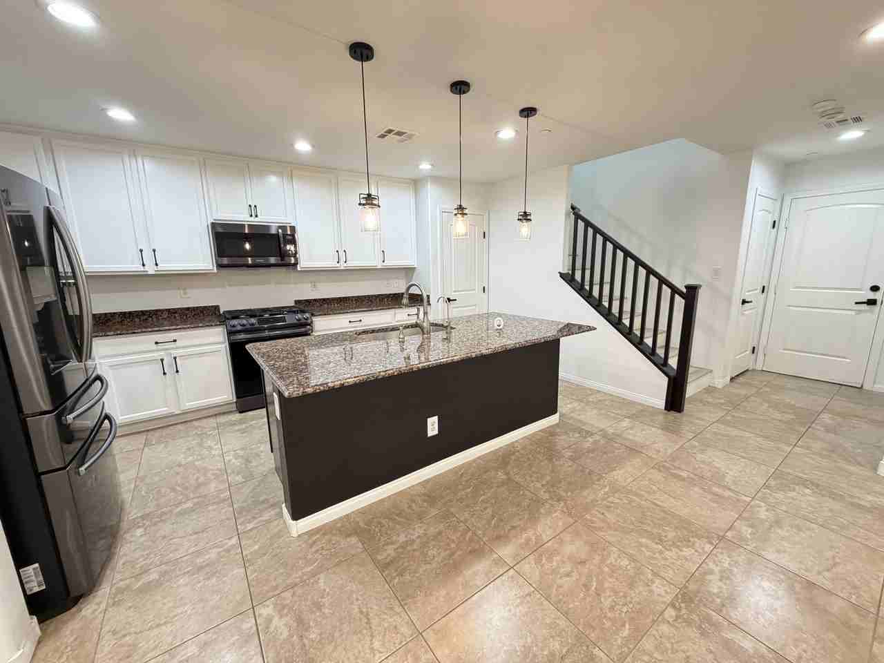 3052 Bicentennial Parkway - Photo 3 of 14