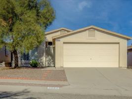 featured image of 1804 West Calle Guadalajara