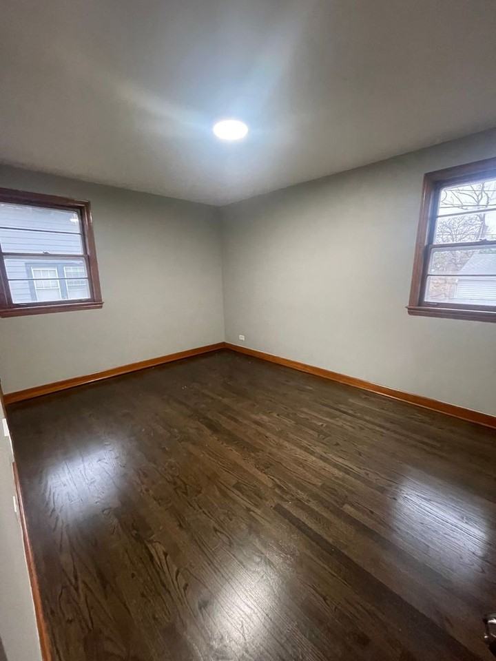 5610 Bohlander Ave - Photo 6 of 15