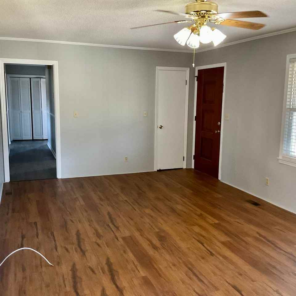 3251 Bluegrass Ln - Photo 5 of 35