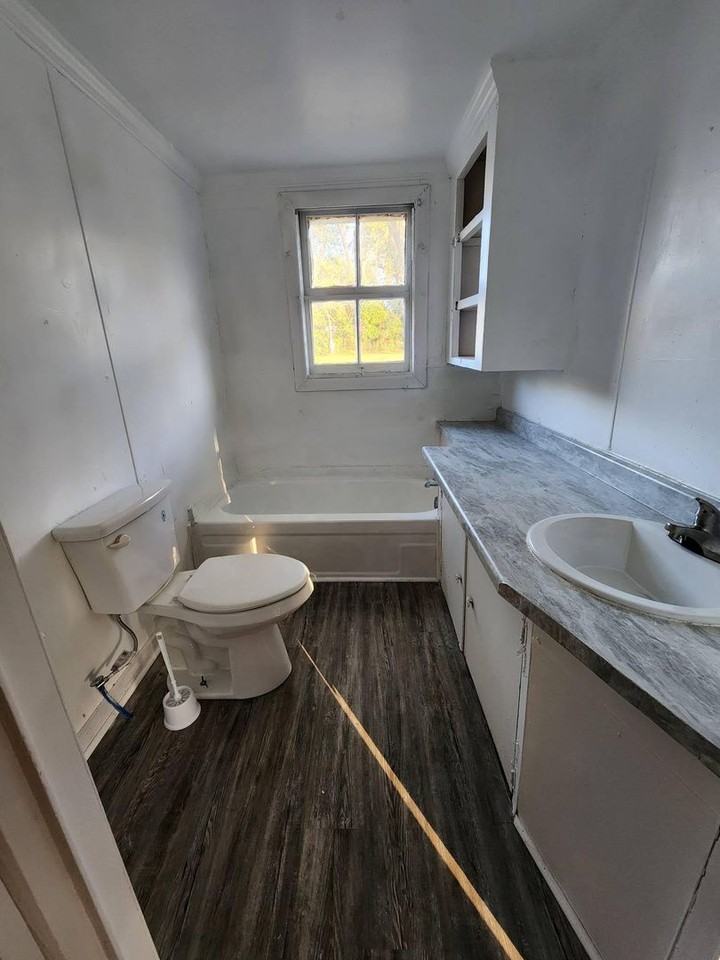 805 Saint Cyr Ave - Photo 6 of 8