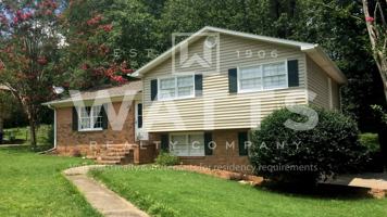 featured image of 936 Shady Brook Circle