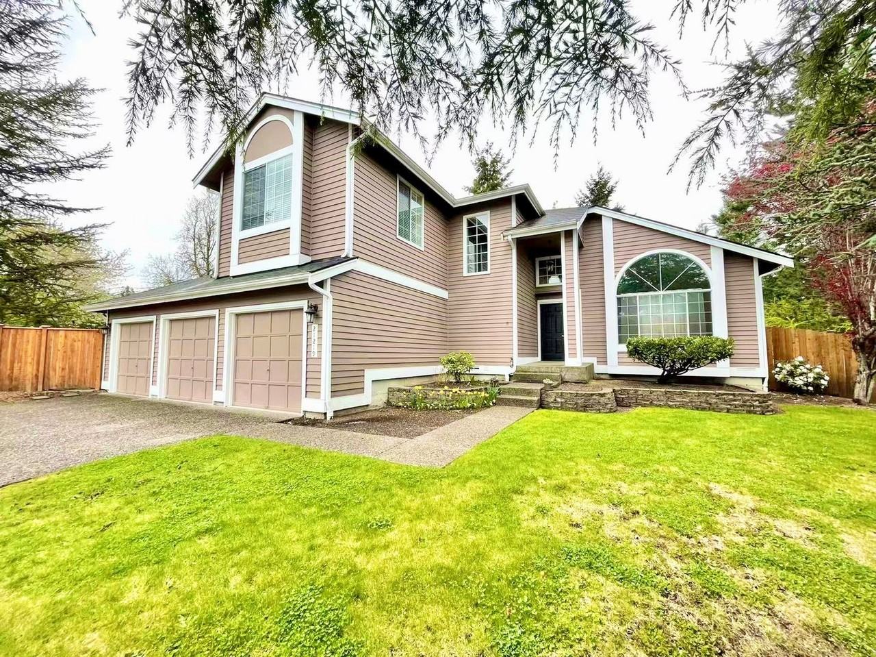 21219 Se 278th Way - Photo 2 of 25