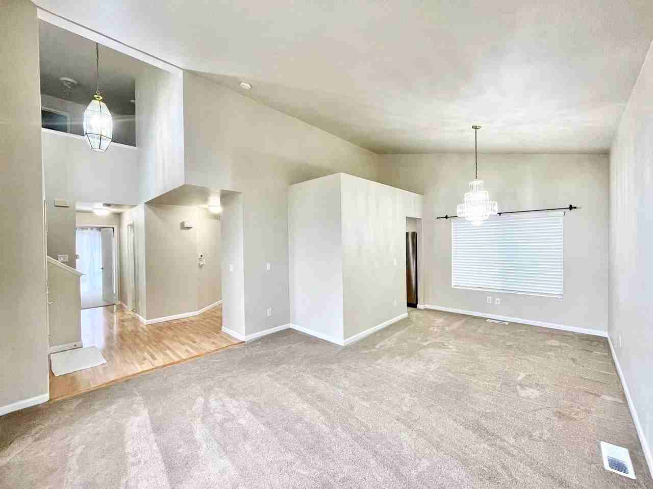 21219 Se 278th Way - Photo 3 of 25