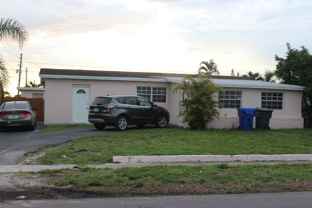 700 North 70th Avenue - Photo 1 of 1