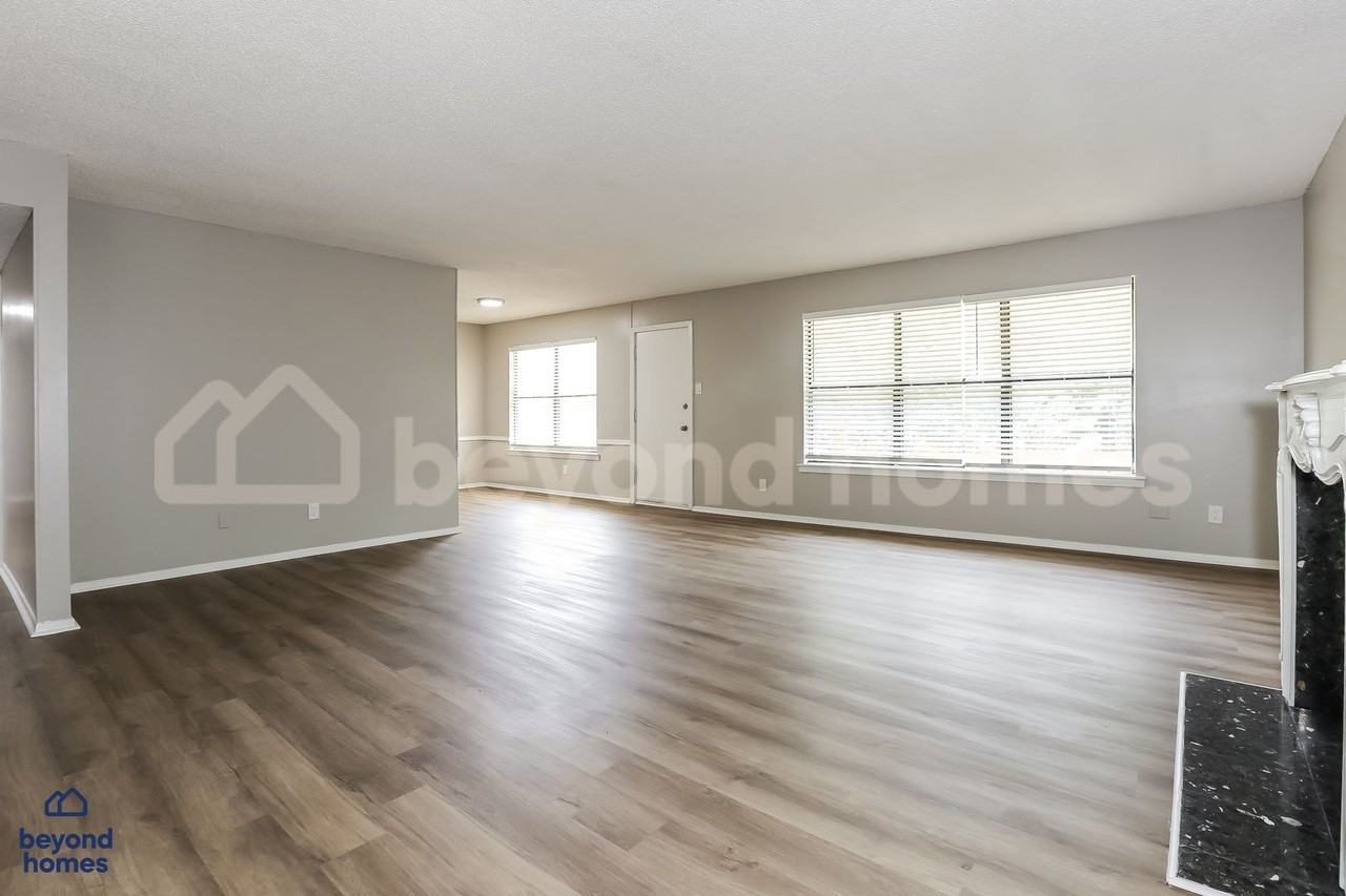 8 Random Oaks Cv - Photo 3 of 19