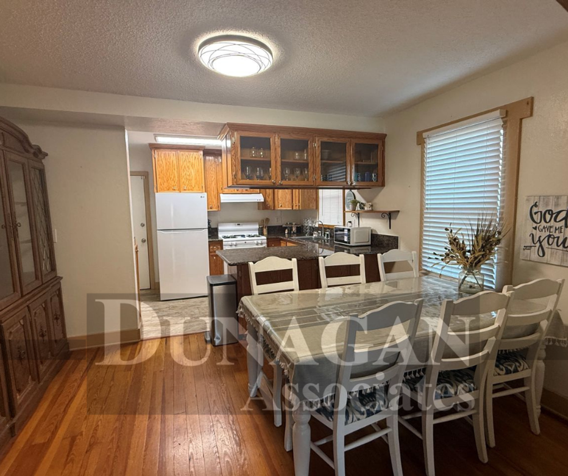 1029 North Francis Street - Photo 2 of 9