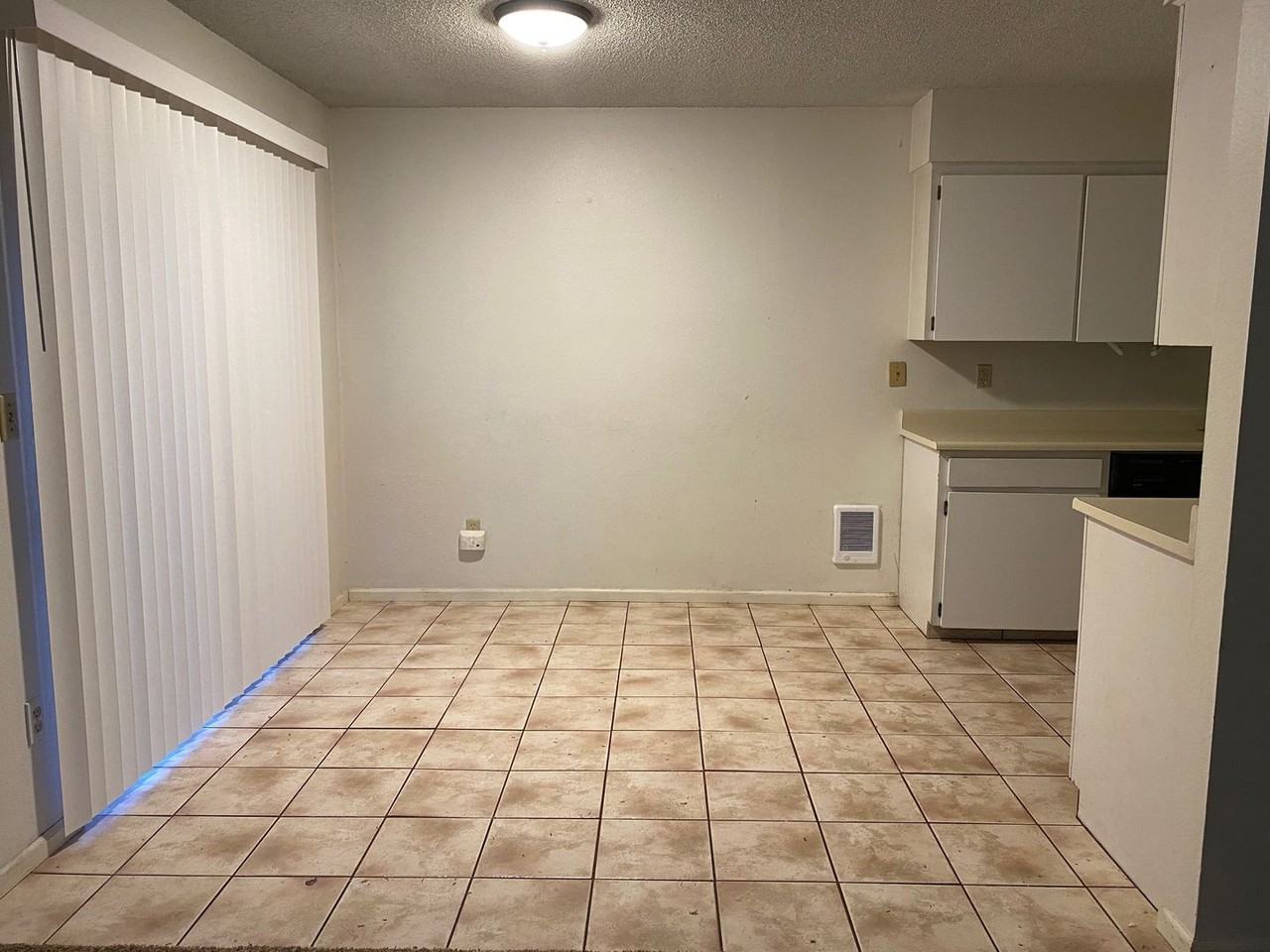 917 Pacific Avenue #14 - Photo 4 of 26