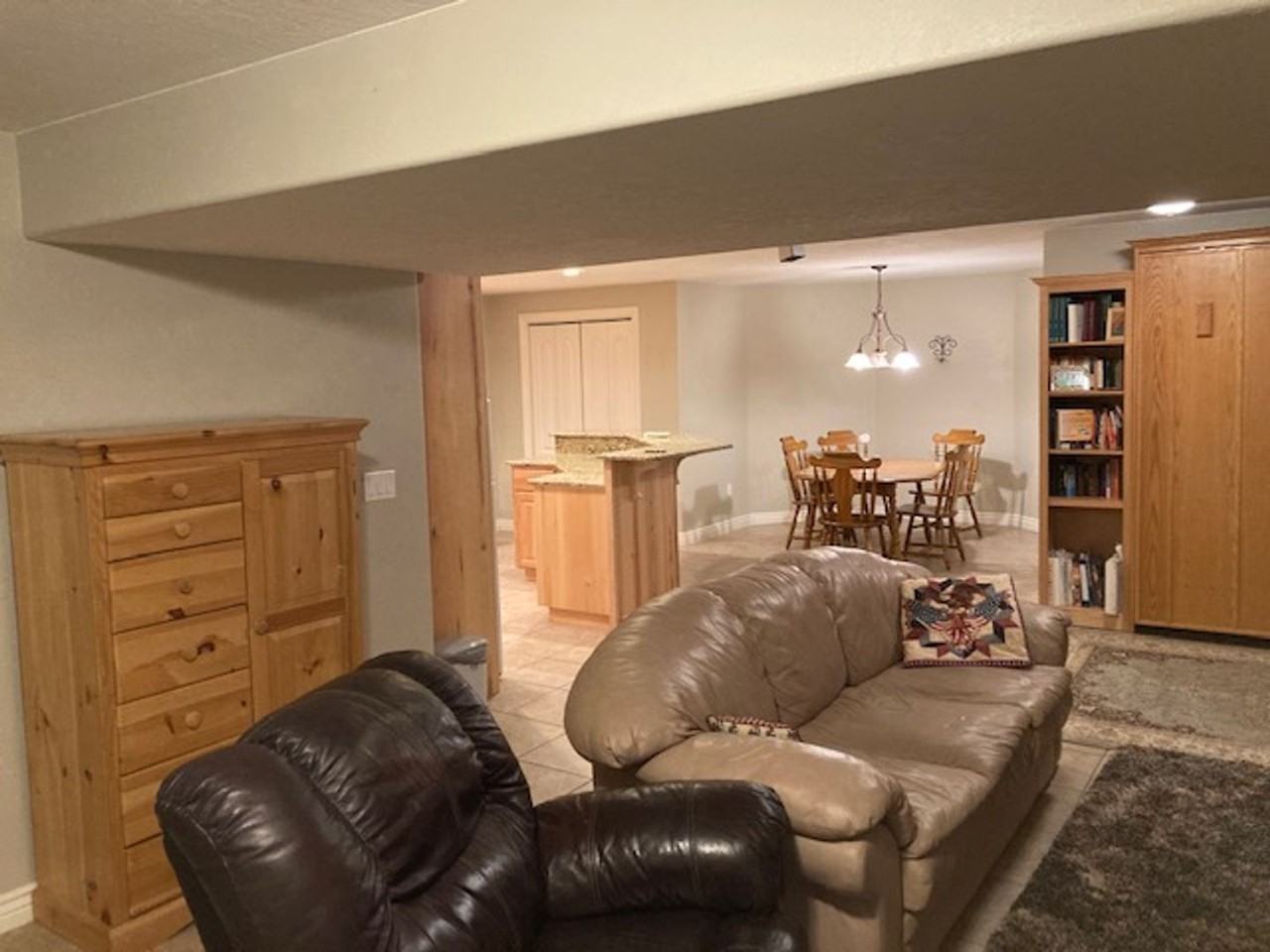 1992 775 South - Photo 6 of 18