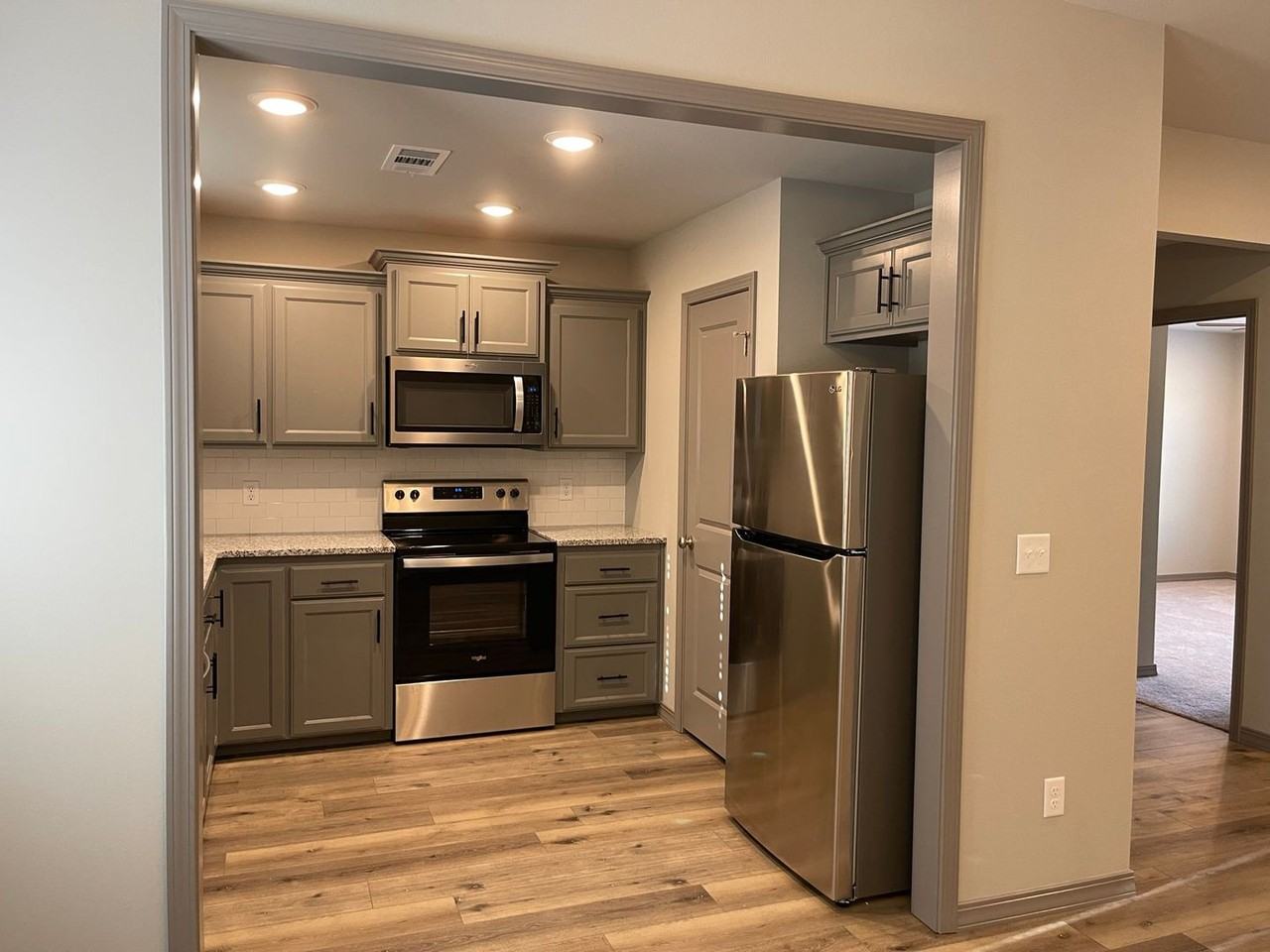 104 Praire Creek Dr - Photo 3 of 19