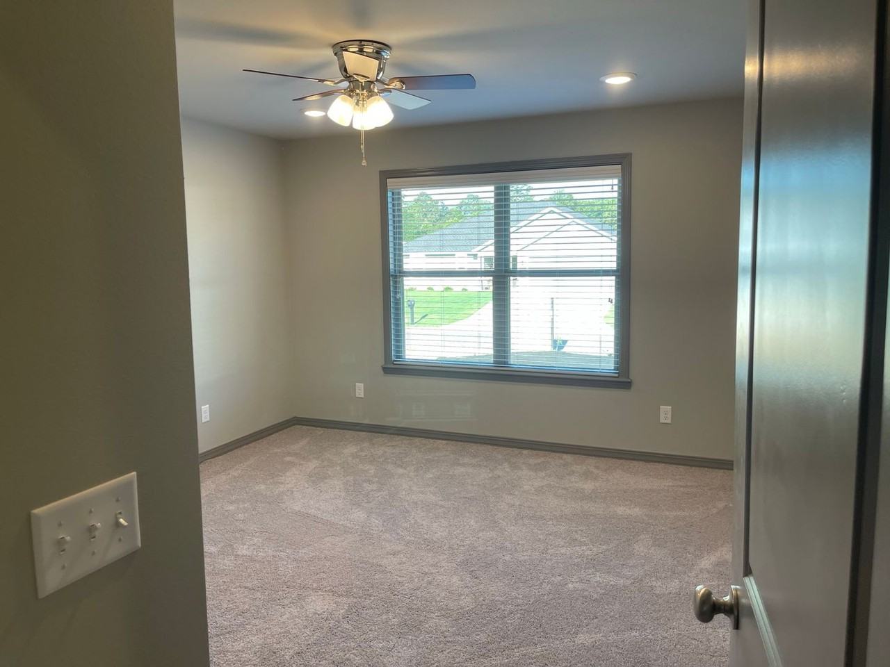 104 Praire Creek Dr - Photo 6 of 19