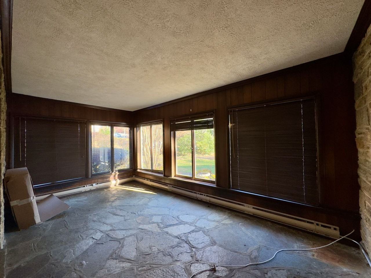 5113 N Charles St - Photo 7 of 36