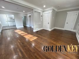 featured image of 2960 Kendall St